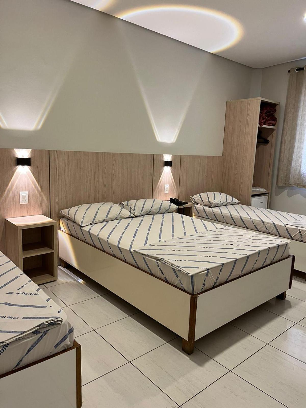 Hotel Neon - Proximo A 25 De Marco, Bom Retiro E Bras, A 2Min Do Mirante Sampa Sky E Pista De Skate Anhangabau São Paulo Exteriör bild